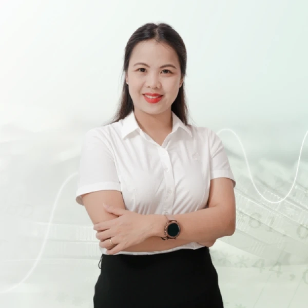 TS Lê Ánh (CEO Fintrain)