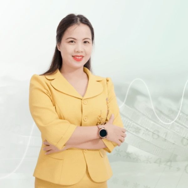 TS Lê Ánh (CEO Fintrain)