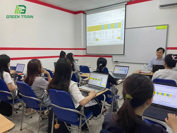 Hình ảnh lớp học tại Greentrain